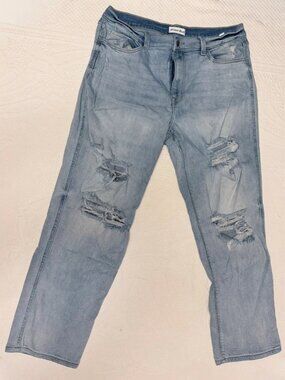 Studio Blue light wash ripped distressed jeans size 32